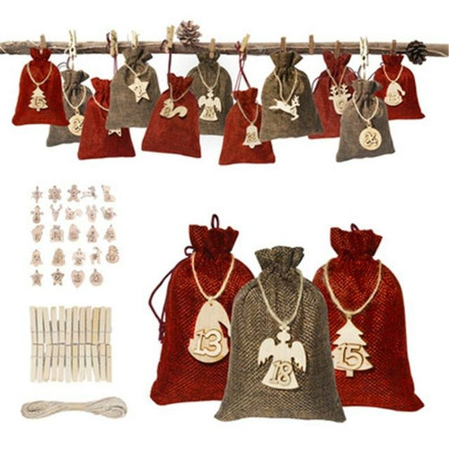 24 st Julkalender i Trä Väggdekoration med Påsar
